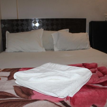 Hotel Avadh Nagpur Eksteriør bilde