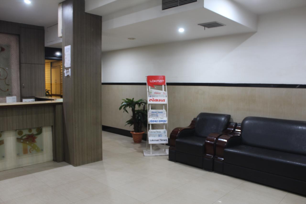 Hotel Avadh Nagpur Eksteriør bilde